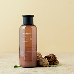 ヴォルカニック ポア トナー 2x イニスフリー Innisfree